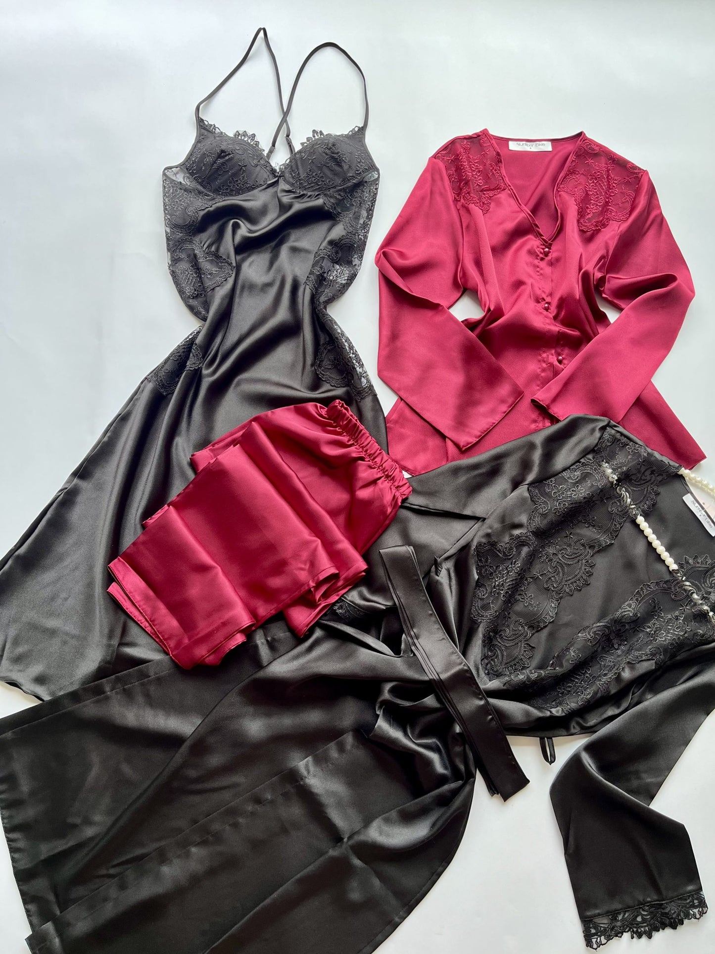 Noir Temptation Bundle Sets image