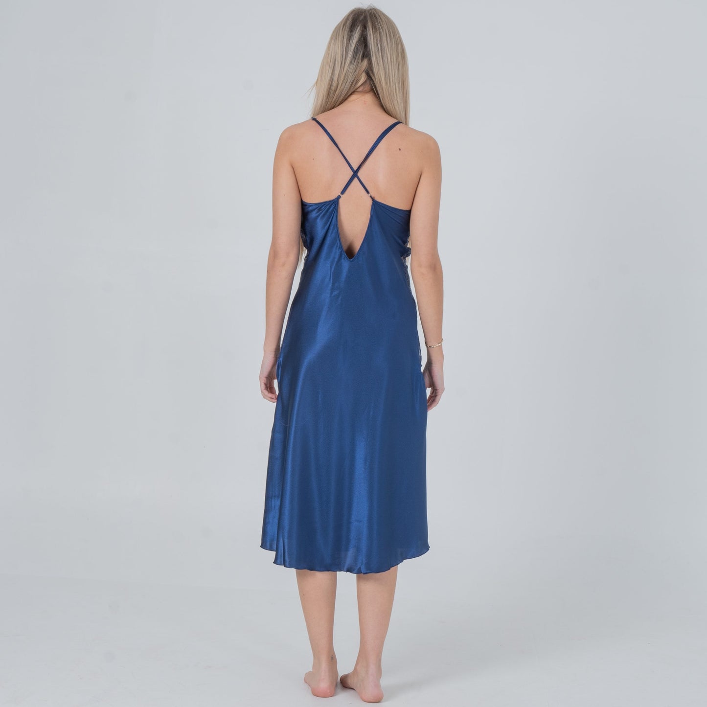 Noir temptation gown and robe image 3
