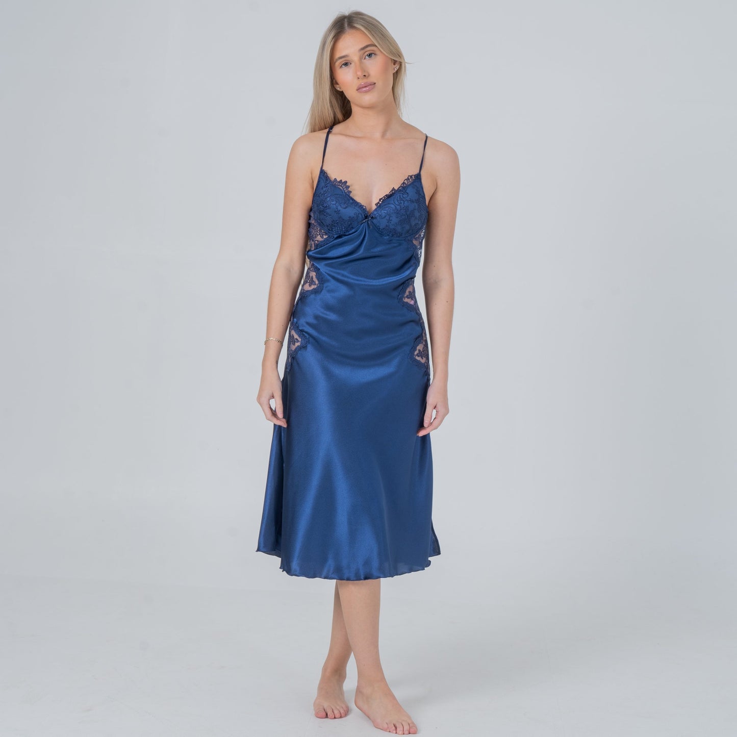 Noir temptation gown and robe image 1